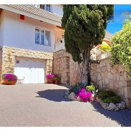 Acogedor En La Mora Сasa de vacaciones Tarragona